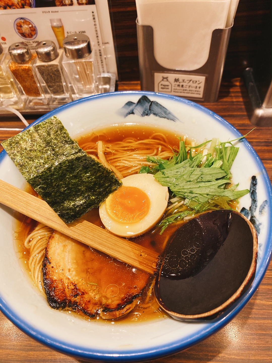 【AFURI】女子1人でも入りやすい！淡麗な醤油ラーメン